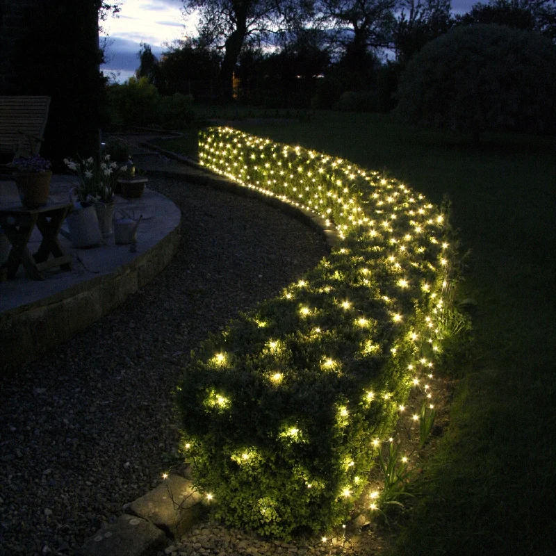 String Lights with Clear Bulbs for a Classic LookCore Connect 2m x 2m 140 Warm White Connectable Net Lights Green Cable