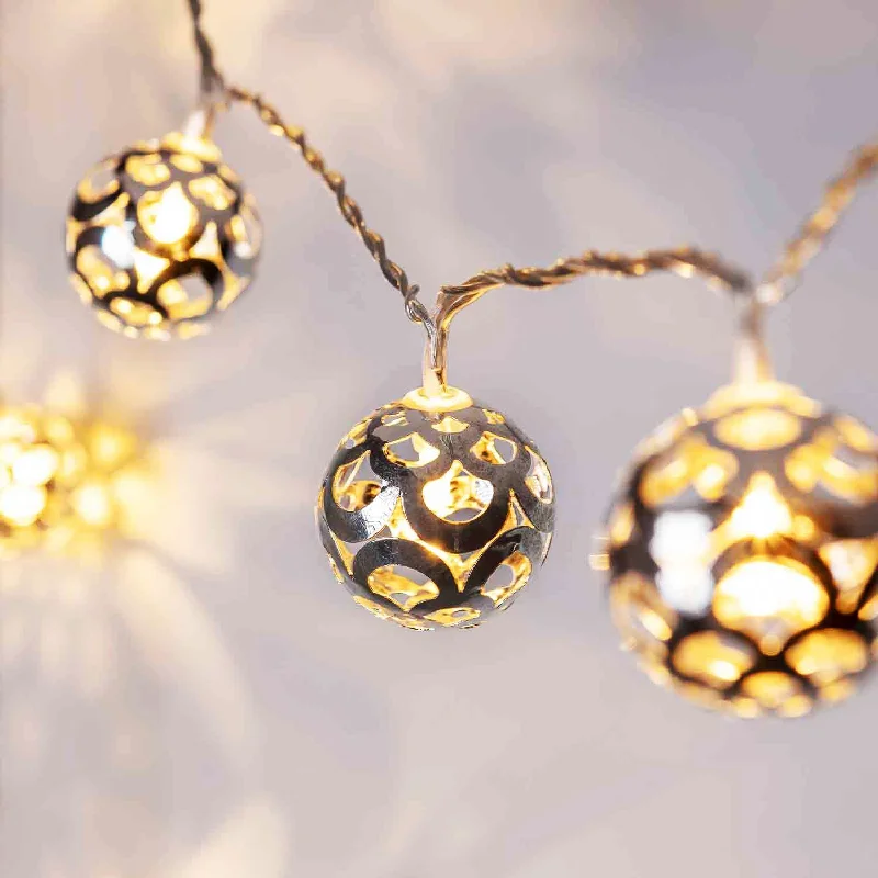 Twinkling String Lights for a Magical Atmosphere16 Silver Ball Fairy Lights