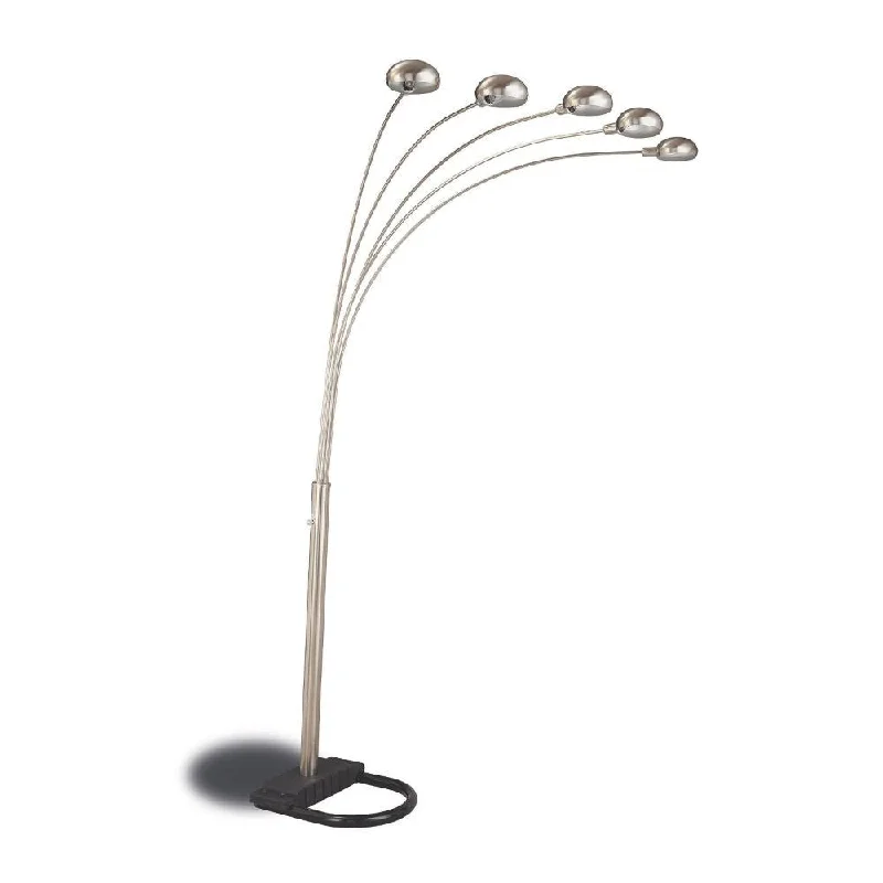 Adjustable Height Floor Lamp for Versatile Lighting NeedsModern Floor Lamp With Black Bottom Base, Chrome By Benzara Adjustable Height Floor Lamp for Versatile Lighting NeedsModern Floor Lamp With Black Bottom Base, Chrome By Benzara