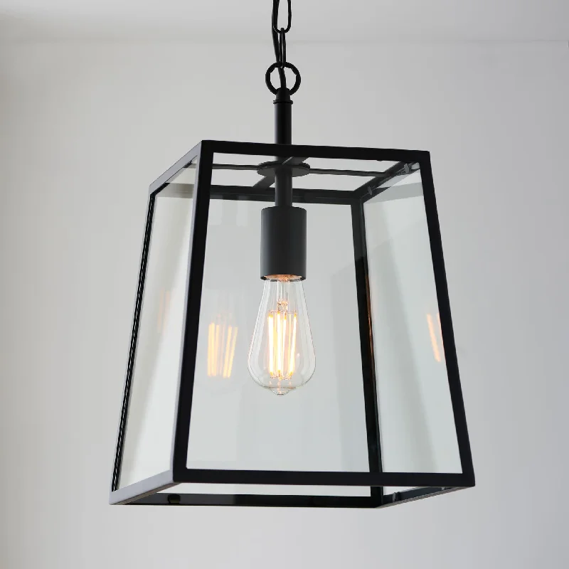 Tropical - Themed Ceiling Lights with Palm - Leaf Shapes and Rattan WrapsHurst Pendant Tropical - Themed Ceiling Lights with Palm - Leaf Shapes and Rattan WrapsHurst Pendant